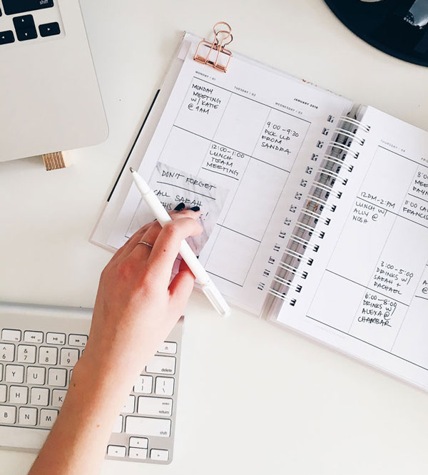 le modérateur se doit de tenir un planning millimétré