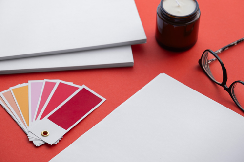 Charte graphique aux couleurs de la saint valentin pour un marketing impactant